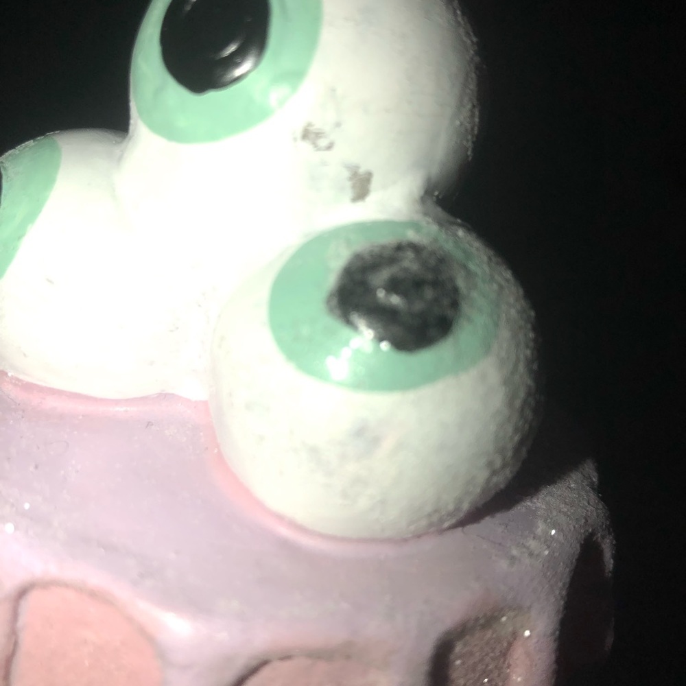 👻 Halloween Ghost Cake on a Pedestal - Picture 2 of 2